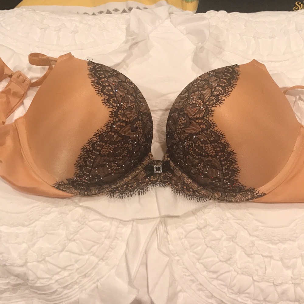 VS Push-up Bra